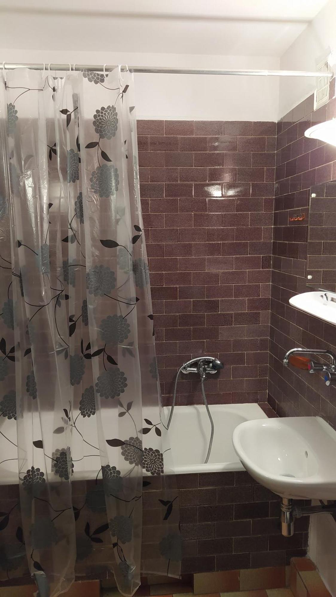 Uroczy Apartament Z Bezplatnych Parkingiem Varsó Kültér fotó